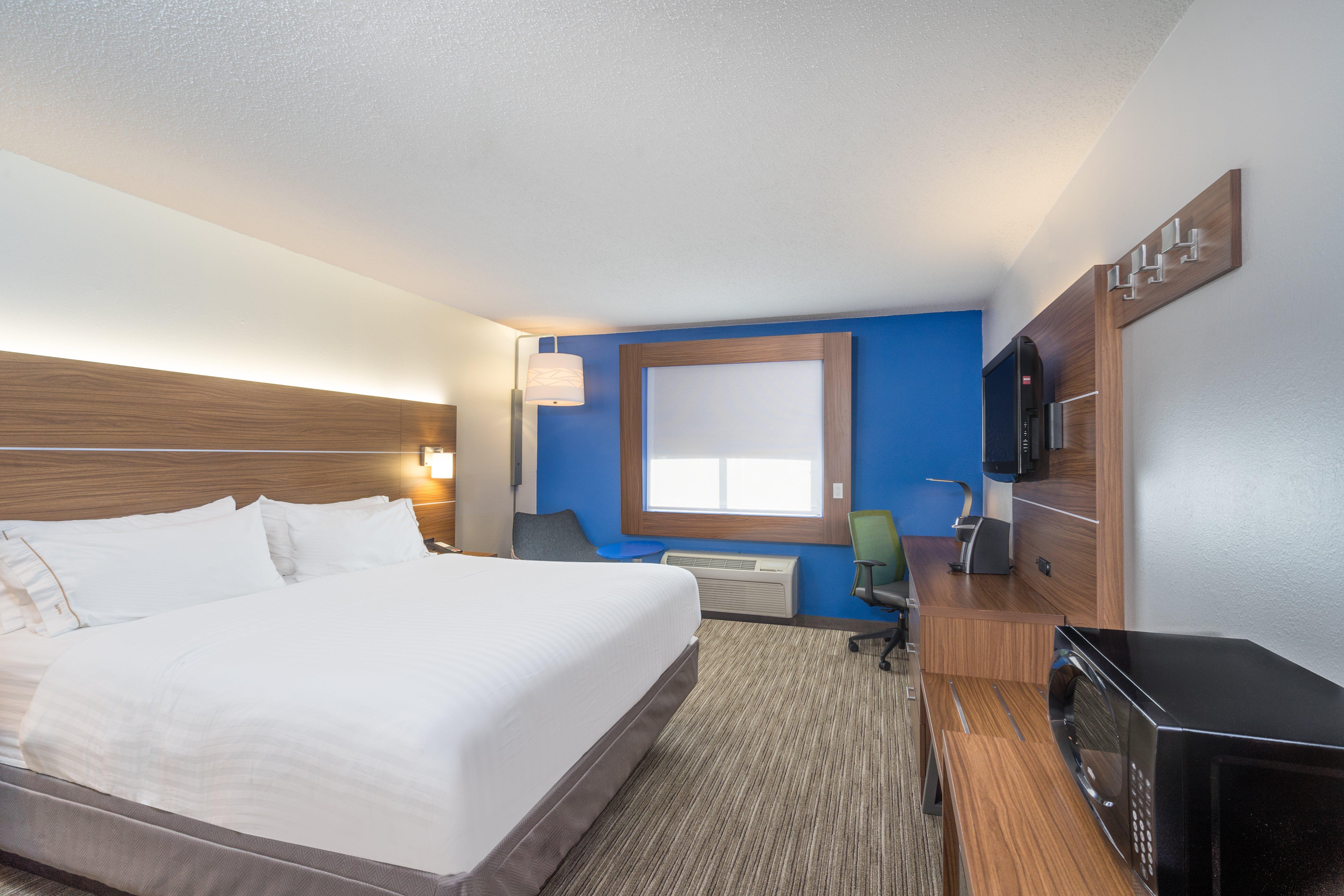Express / Sturgis By Ihg Hotel