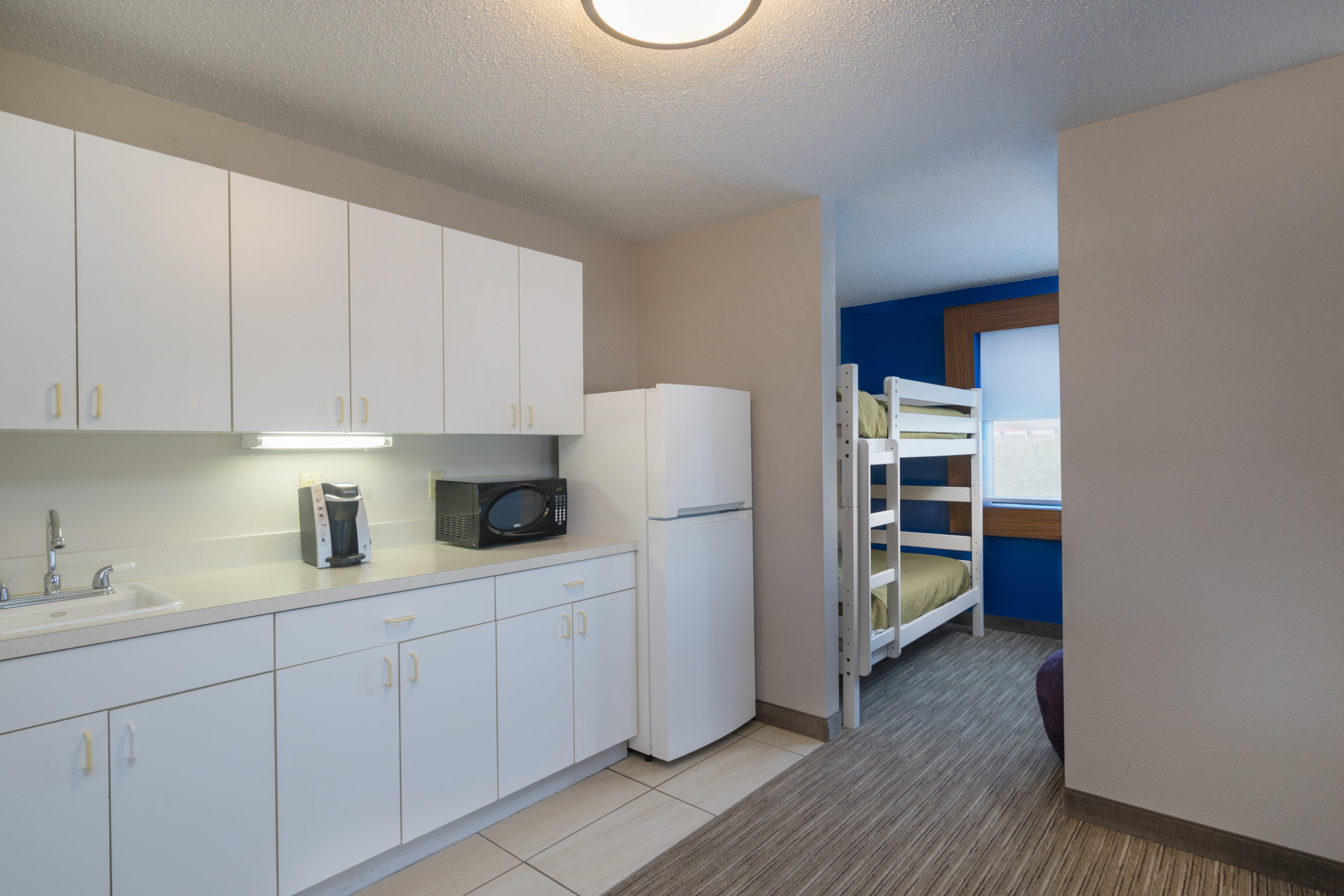 Express / Sturgis By Ihg