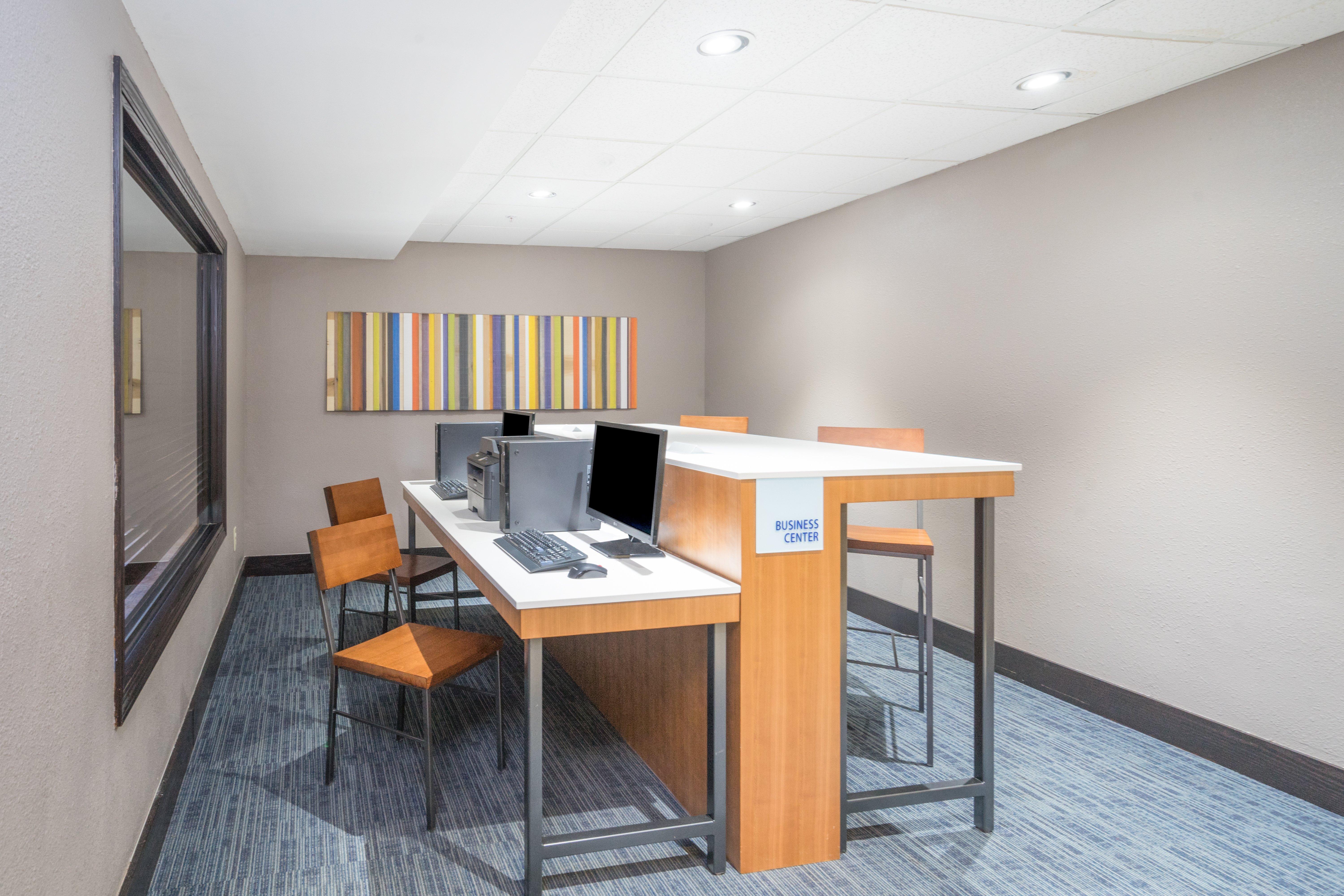 Hotel Express / Sturgis By Ihg