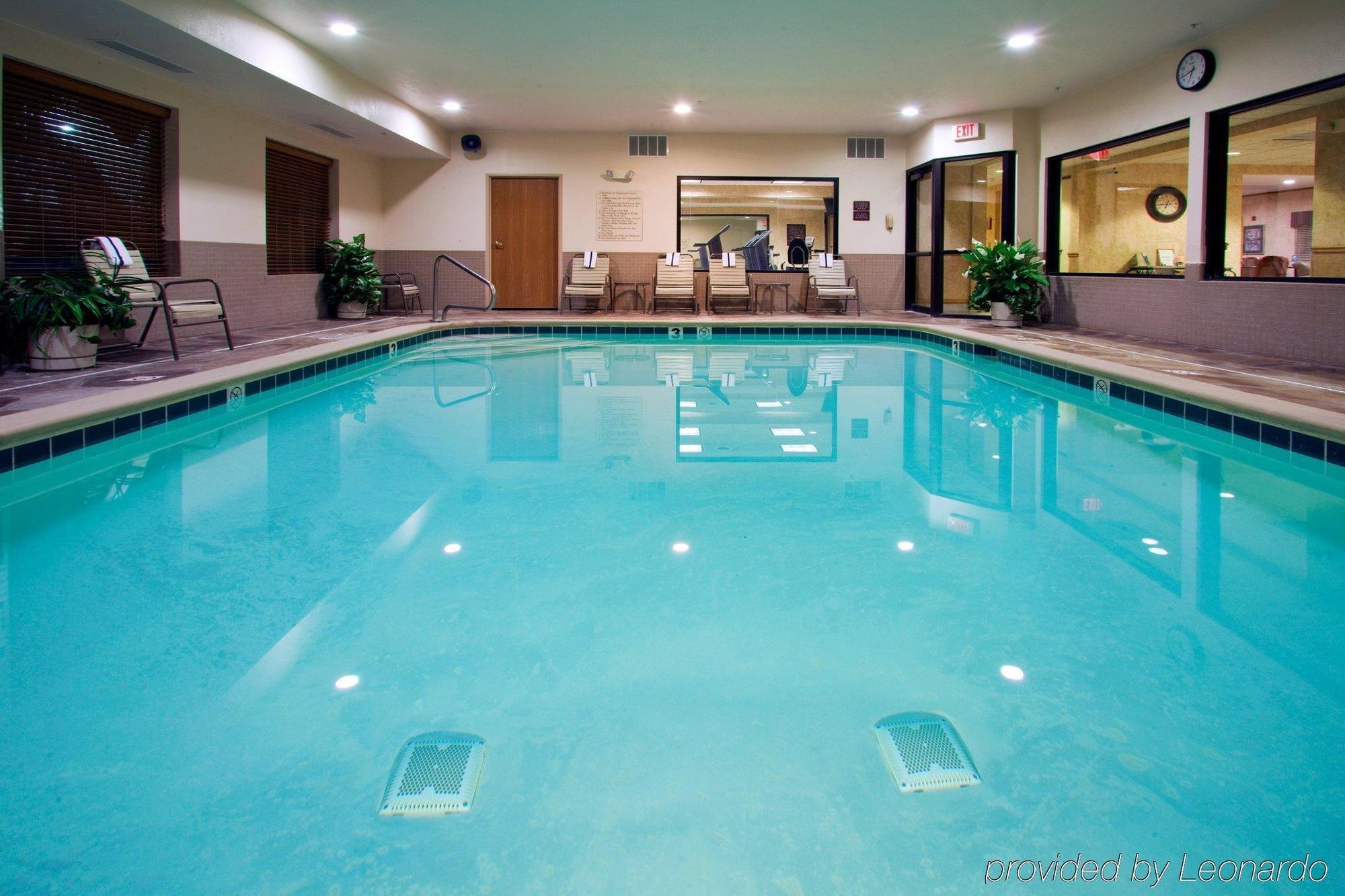 Express / Sturgis By Ihg Hotel