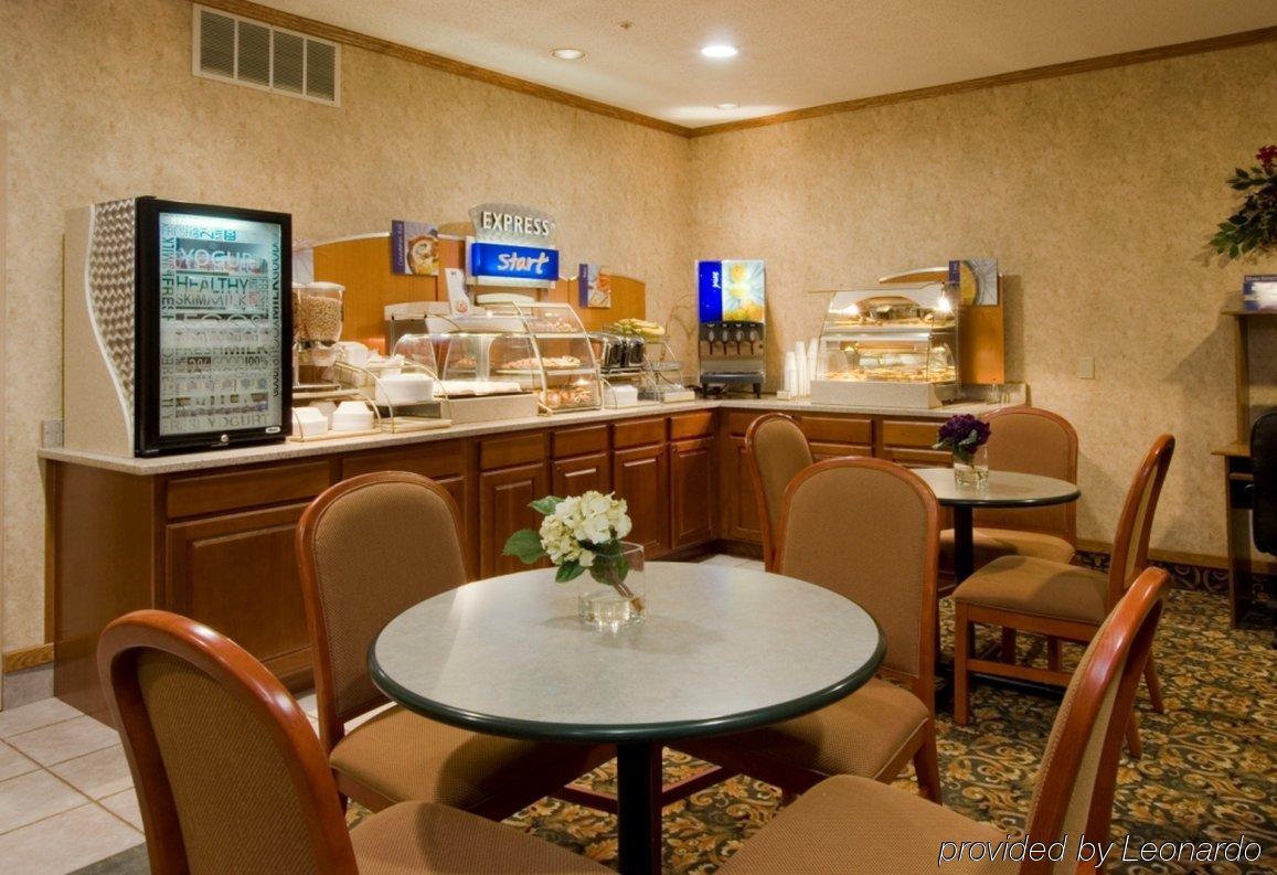 Express / Sturgis By Ihg Hotel Howe