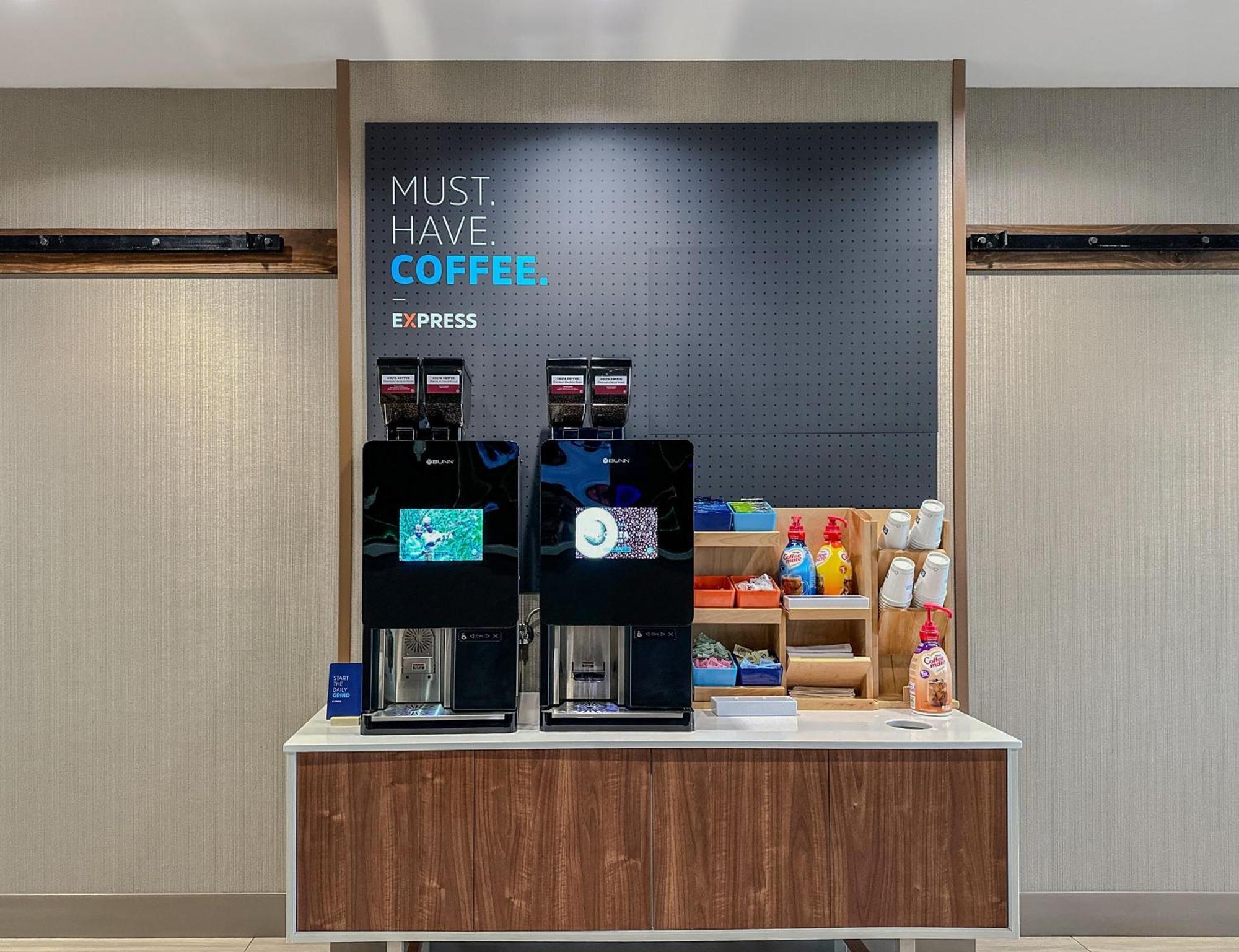 Hotel Express / Sturgis By Ihg Howe