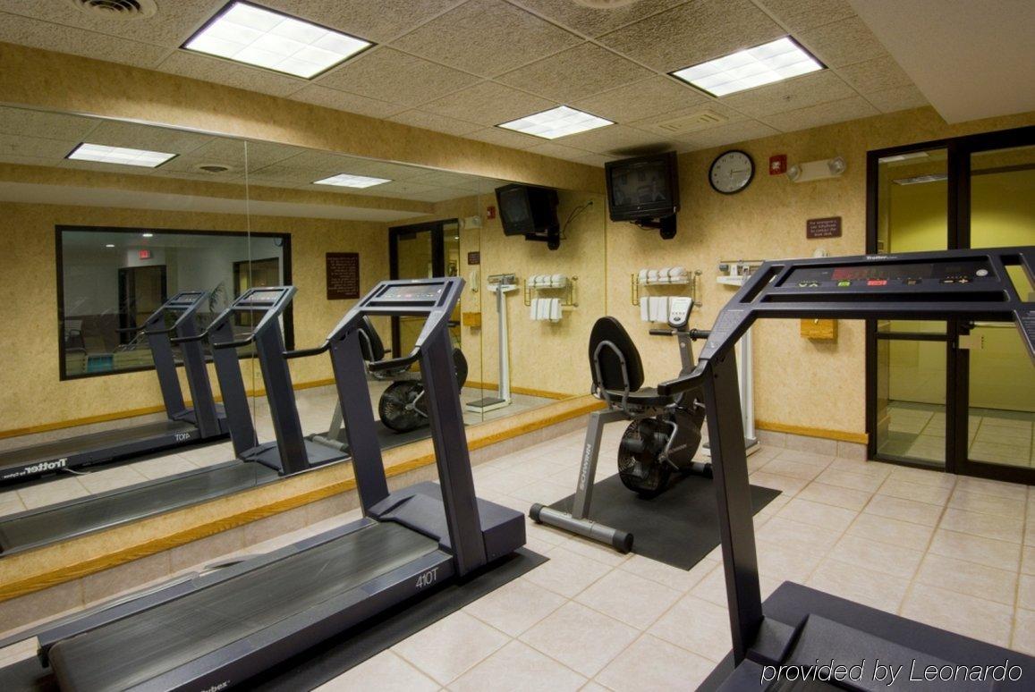 Express / Sturgis By Ihg Howe